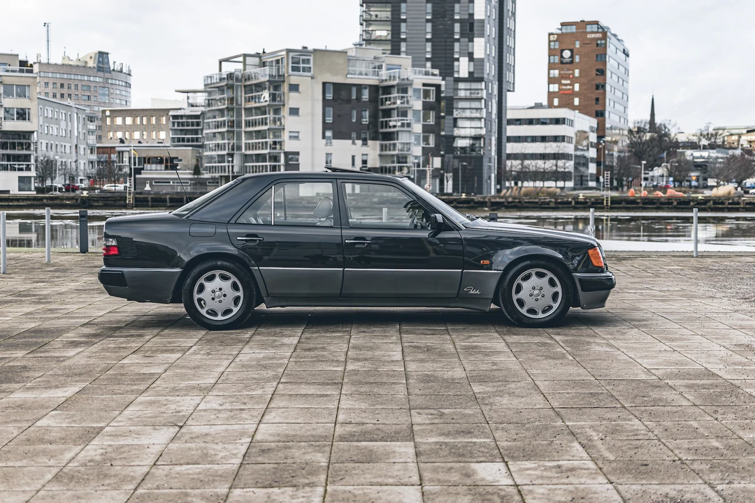1992 Mercedes-Benz W124 E-Class - Image 5 of 31