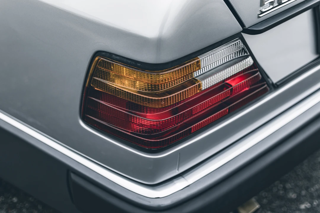 1993 Mercedes-Benz W124 E-Class - Image 30 of 31