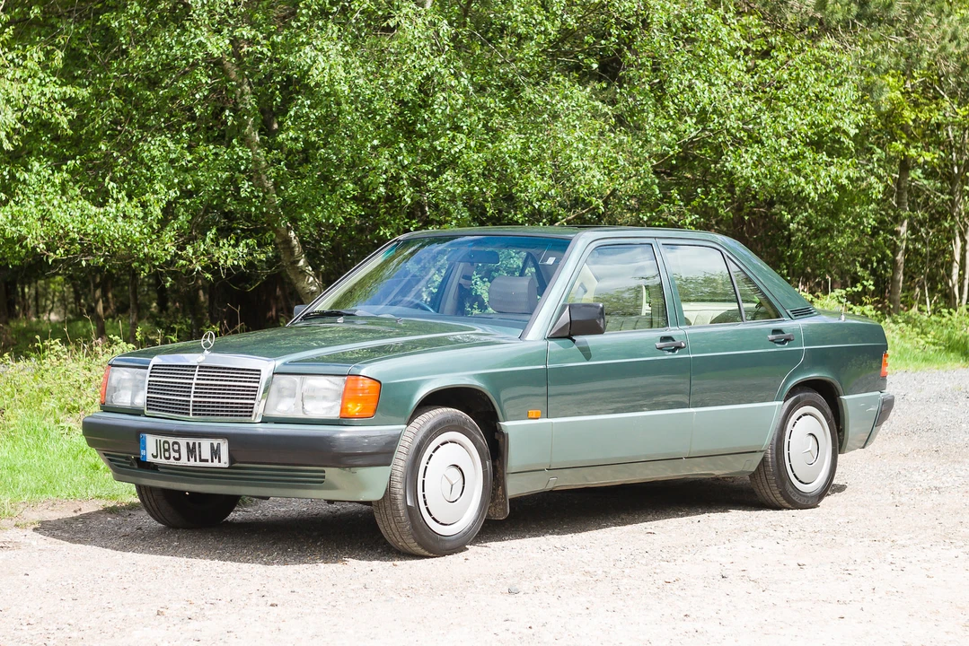1992 Mercedes-Benz 190E - Image 2 of 31