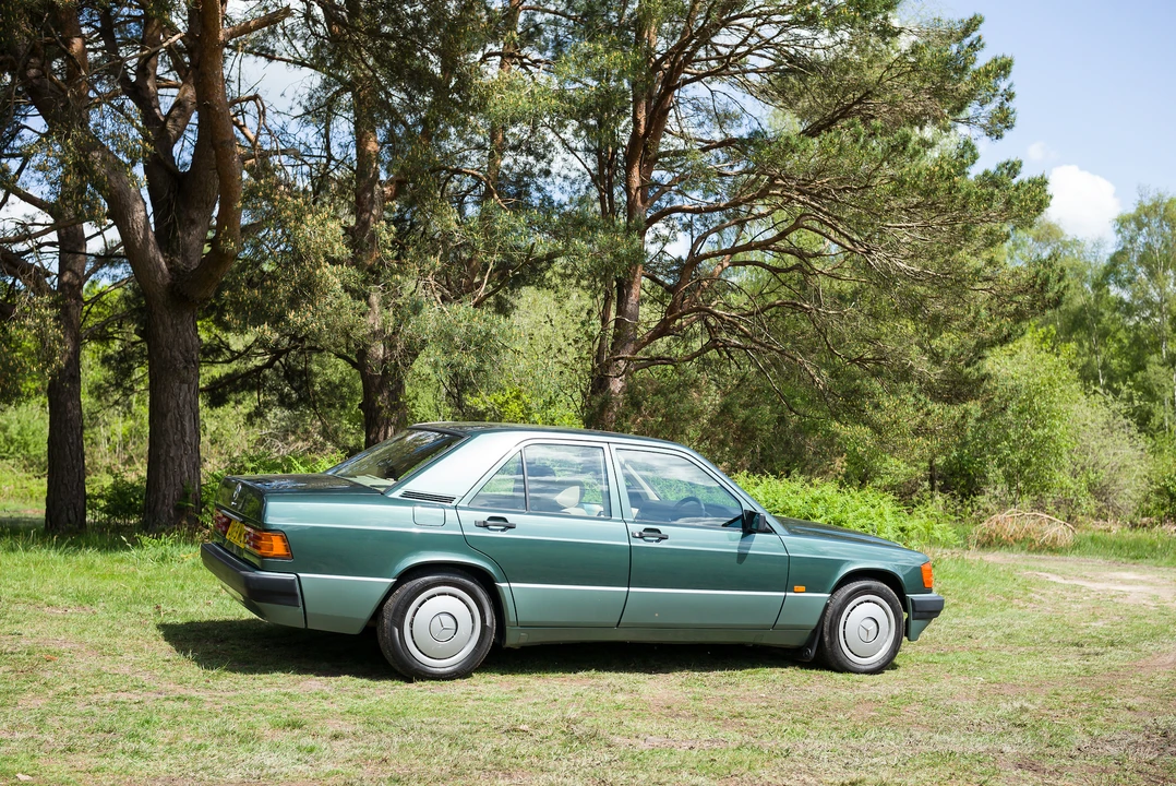 1992 Mercedes-Benz 190E - Image 19 of 31