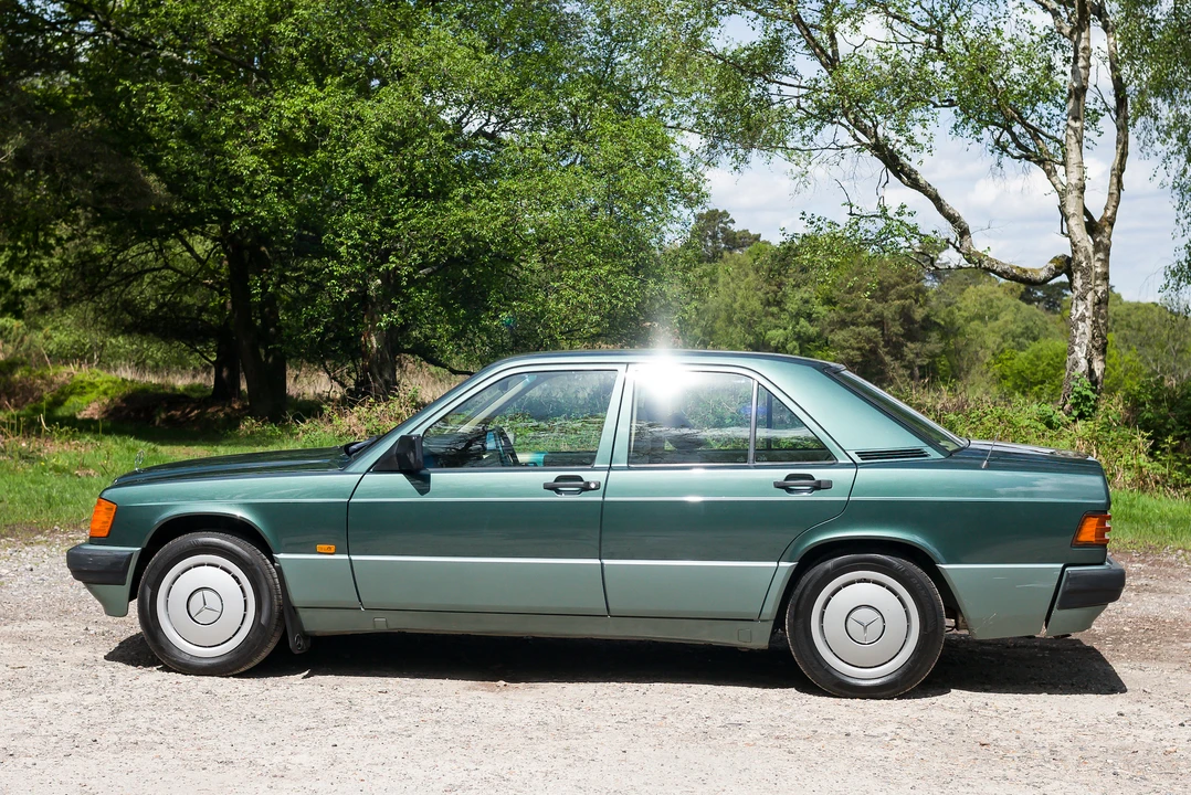 1992 Mercedes-Benz 190E - Image 11 of 31