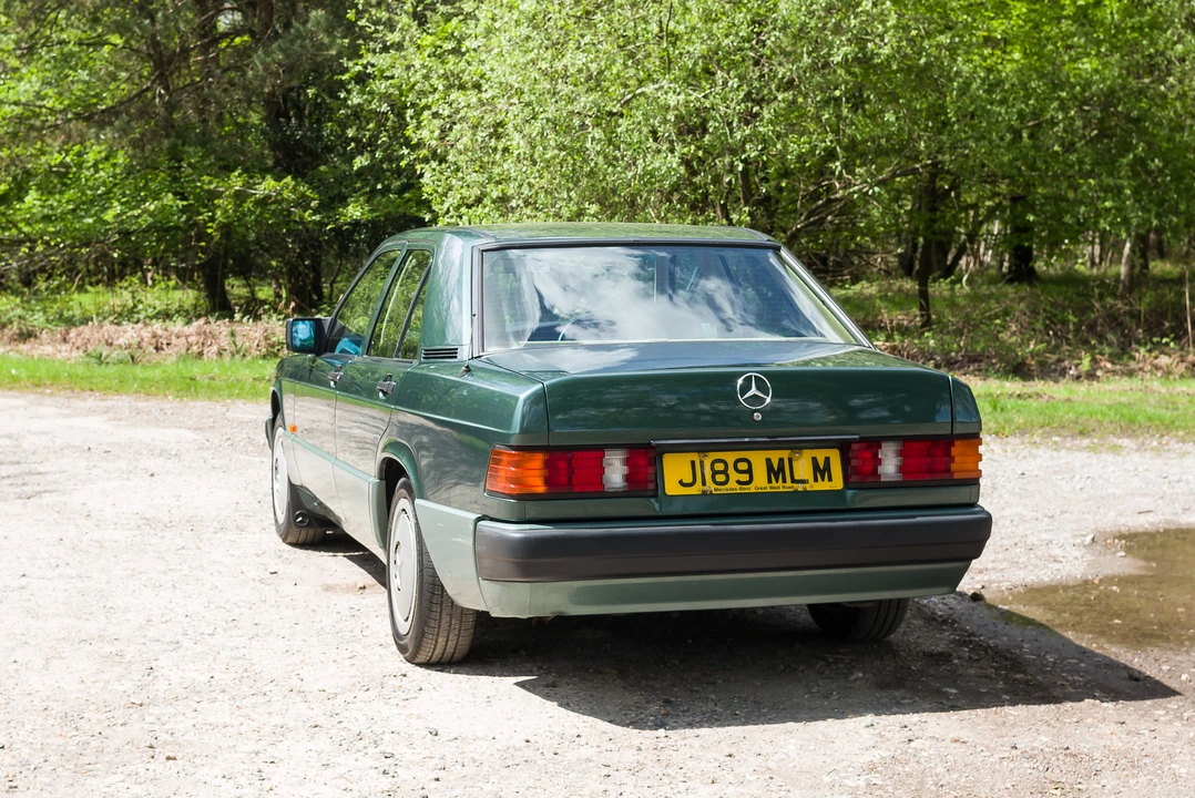 1992 Mercedes-Benz 190E - Image 3 of 31
