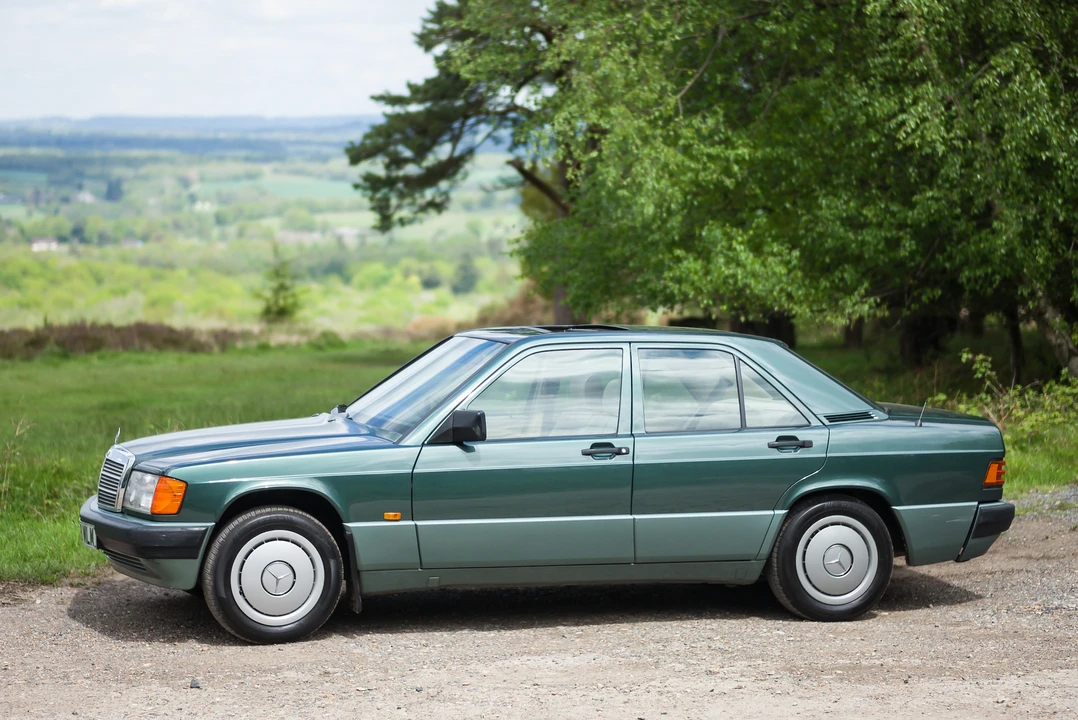 1992 Mercedes-Benz 190E - Image 13 of 31