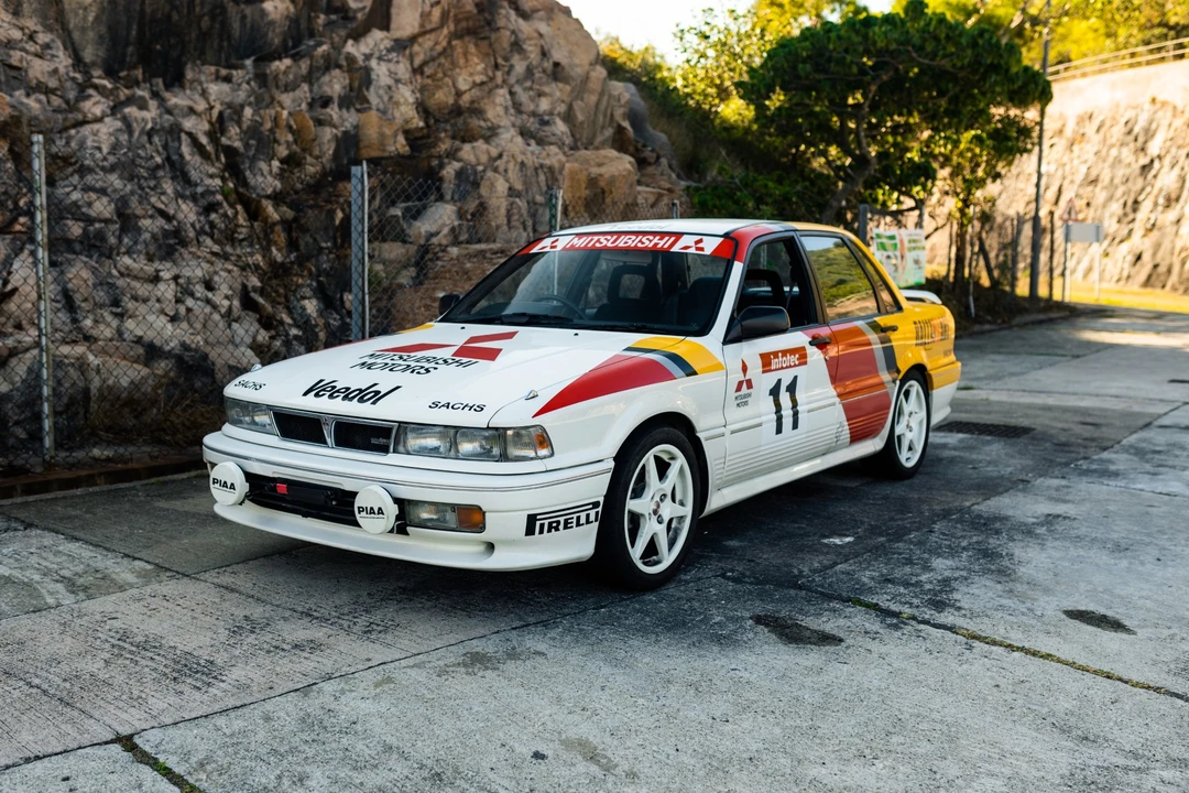 1992 Mitsubishi Galant VR-4 7th Gen - Image 2 of 31