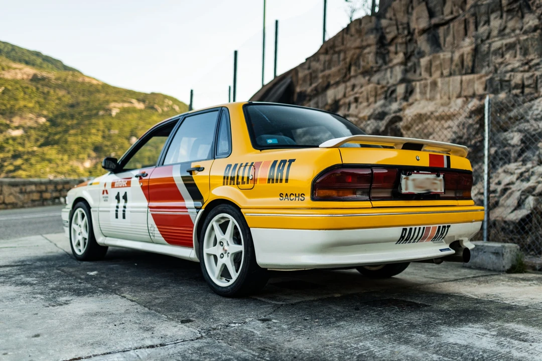 1992 Mitsubishi Galant VR-4 7th Gen - Image 8 of 31