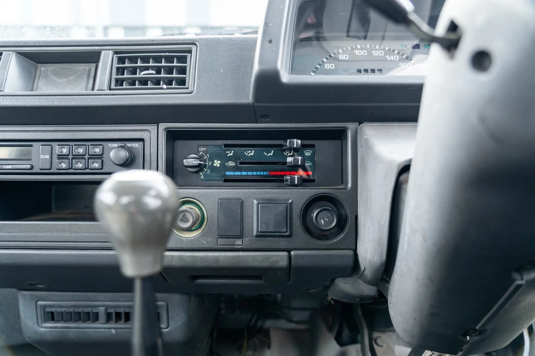 1992 Mazda Bongo 3rd Gen - Image 24 of 30