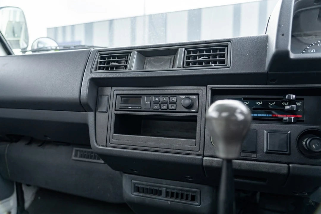 1992 Mazda Bongo 3rd Gen - Image 25 of 30