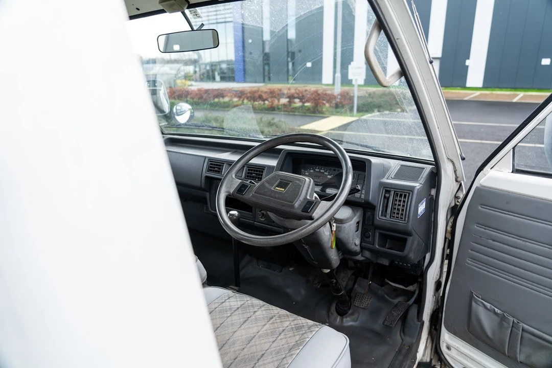 1992 Mazda Bongo 3rd Gen - Image 18 of 30