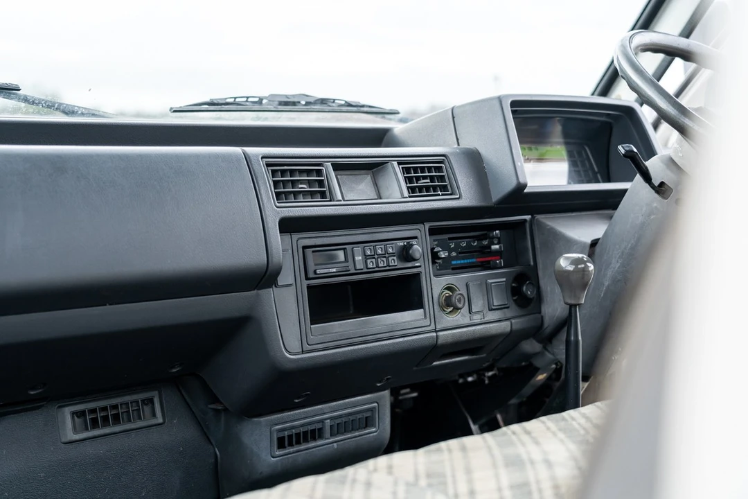 1992 Mazda Bongo 3rd Gen - Image 23 of 30
