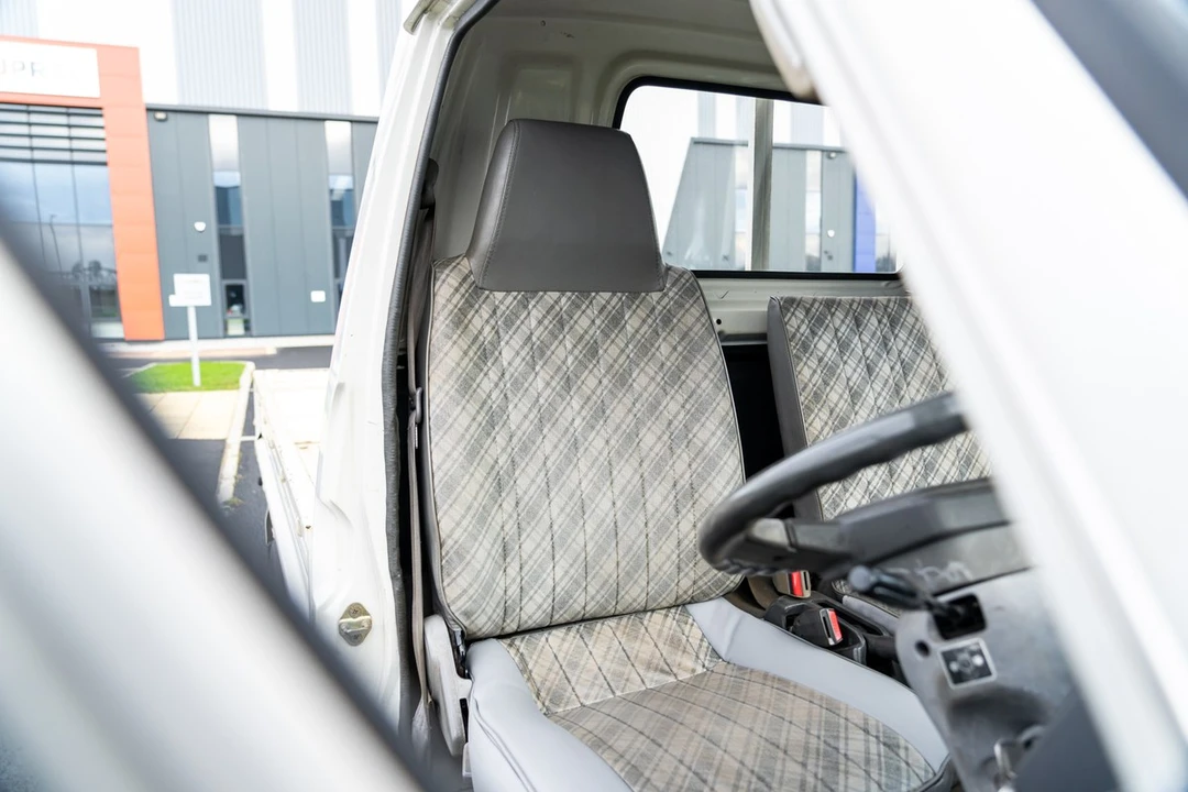 1992 Mazda Bongo 3rd Gen - Image 28 of 30