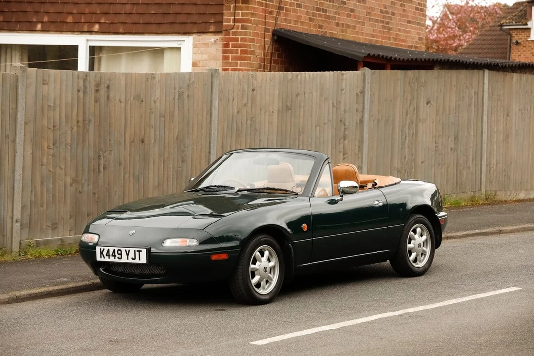 1992 Mazda NA MX-5 Miata - Image 2 of 30