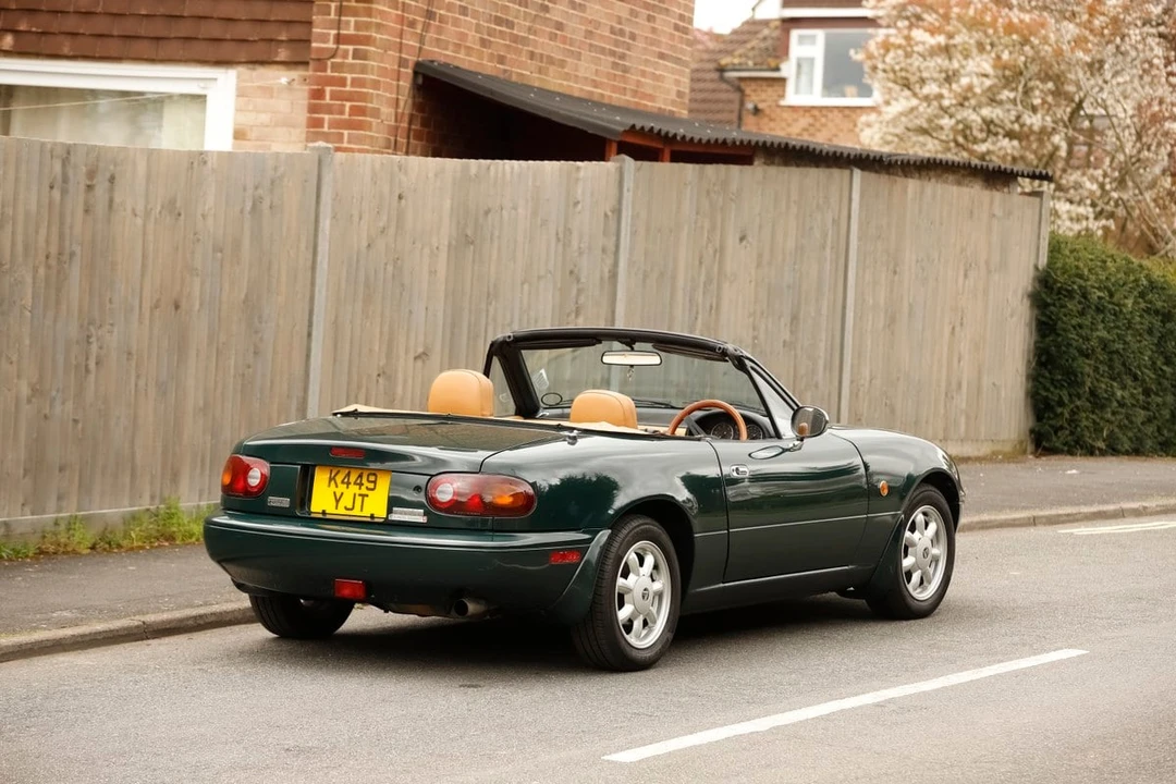 1992 Mazda NA MX-5 Miata - Image 21 of 30