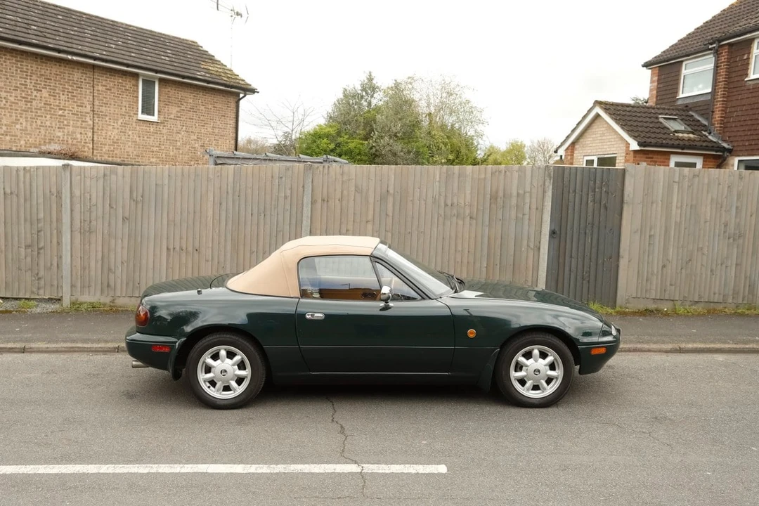 1992 Mazda NA MX-5 Miata - Image 25 of 30