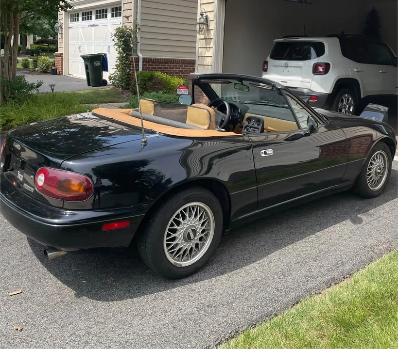1992 Mazda NA MX-5 Miata - Image 5 of 5