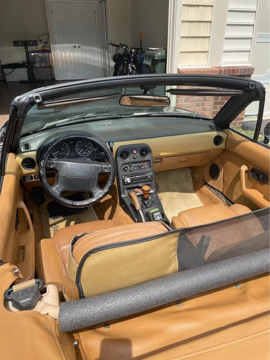 1992 Mazda NA MX-5 Miata - Image 3 of 5