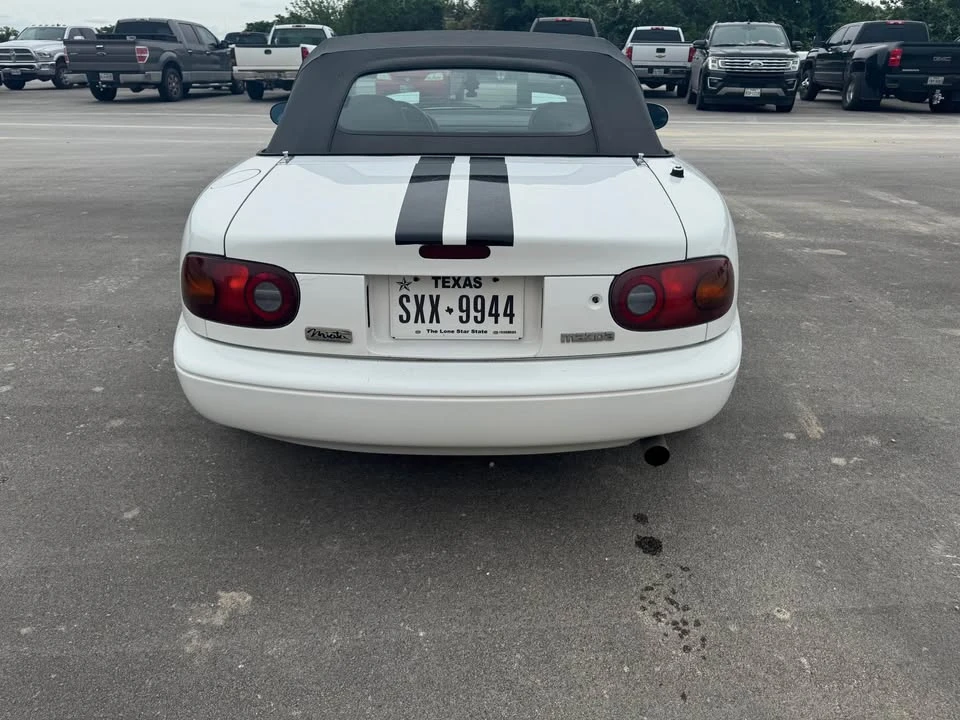 1992 Mazda NA MX-5 Miata - Image 4 of 9