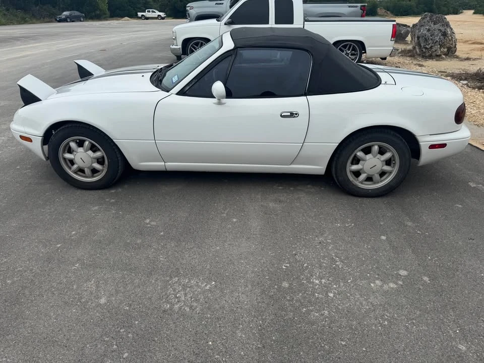 1992 Mazda NA MX-5 Miata - Image 3 of 9