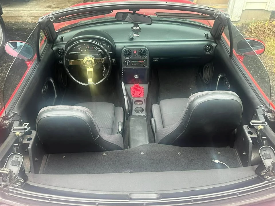 1992 Mazda NA MX-5 Miata - Image 7 of 12