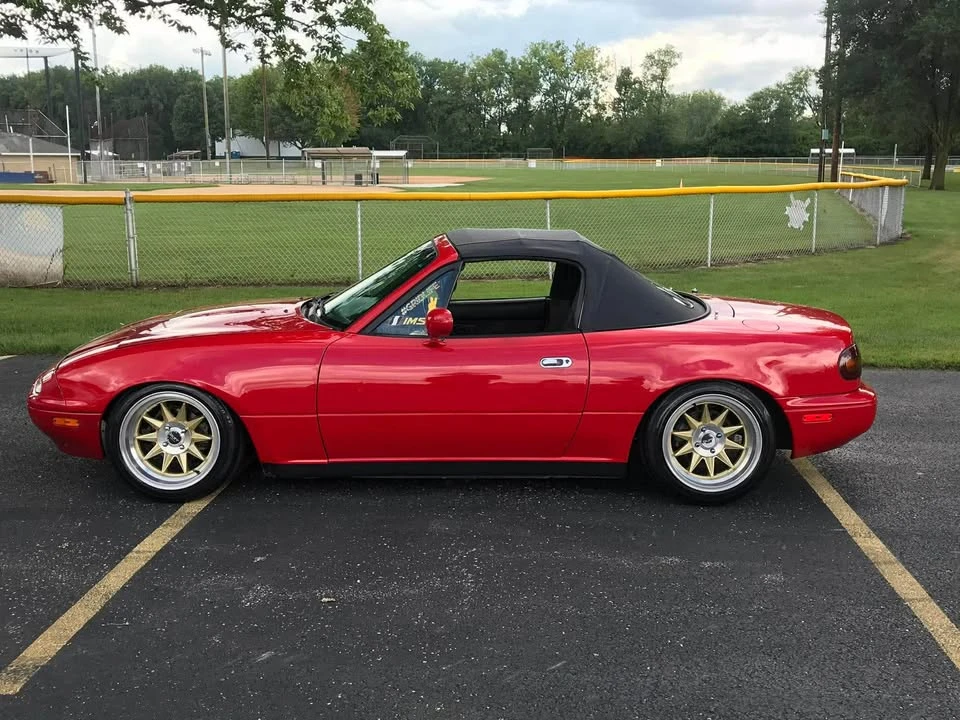 1992 Mazda NA MX-5 Miata - Image 5 of 12