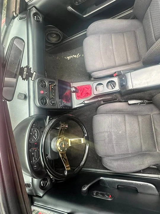 1992 Mazda NA MX-5 Miata - Image 6 of 12