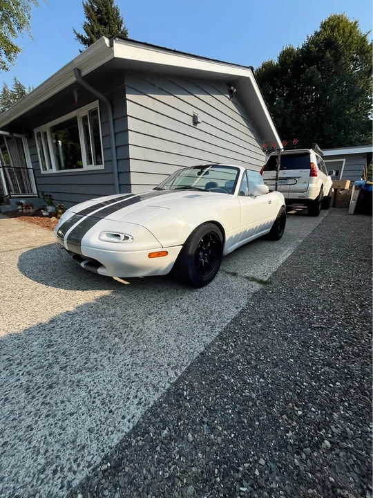 1992 Mazda NA MX-5 Miata - Image 3 of 9
