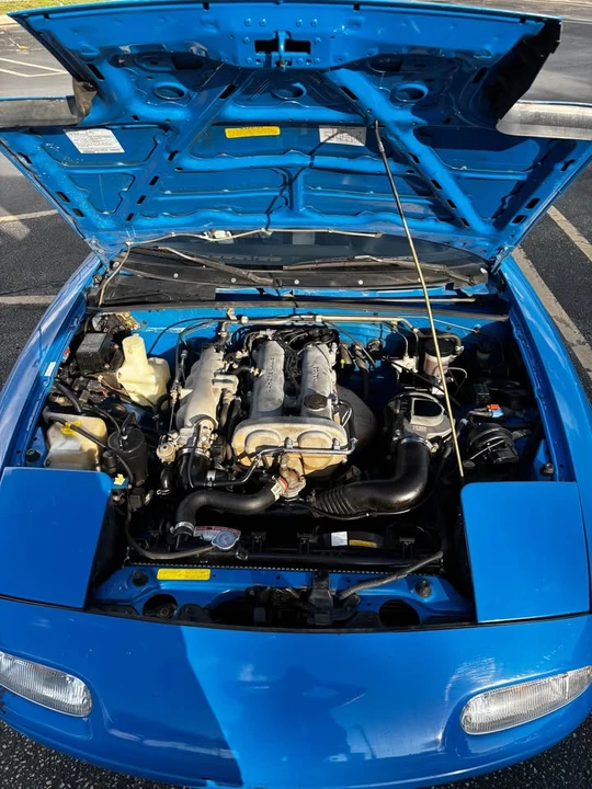 1992 Mazda NA MX-5 Miata - Image 6 of 14