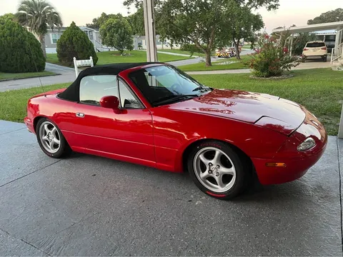 1992 Mazda MX-5 Miata RF Grand Touring Convertible 2D