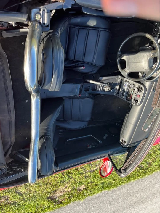 1992 Mazda NA MX-5 Miata - Image 7 of 18