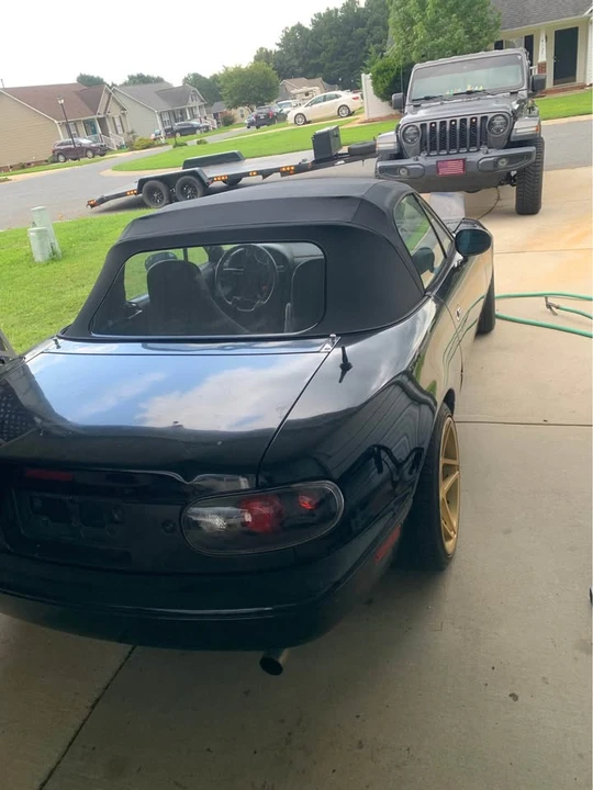 1992 Mazda NA MX-5 Miata - Image 6 of 8