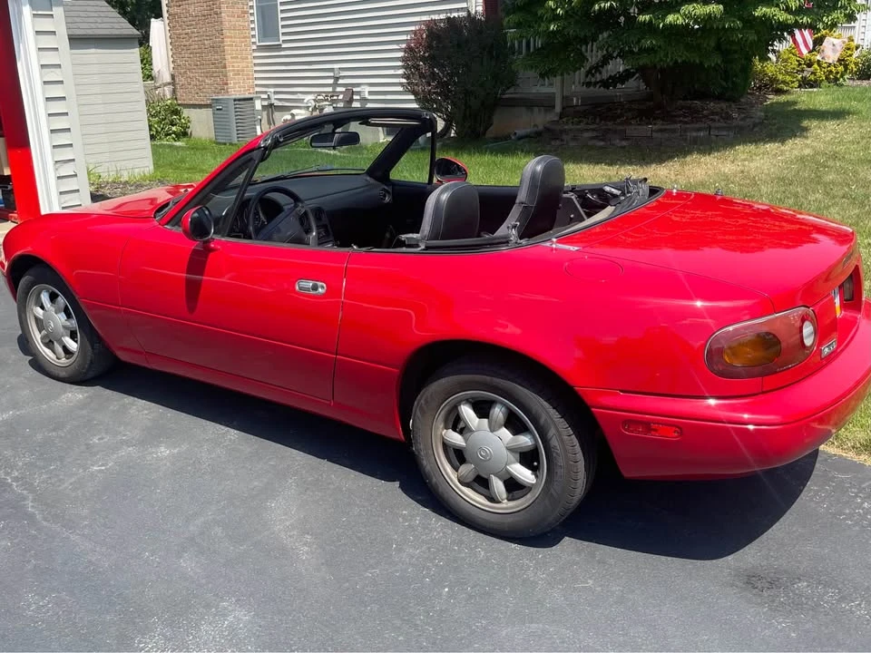 1992 Mazda NA MX-5 Miata - Image 2 of 20
