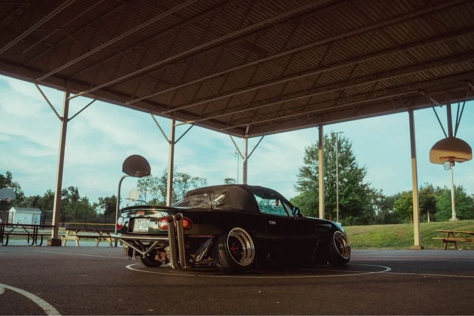 1992 Mazda NA MX-5 Miata - Image 2 of 10