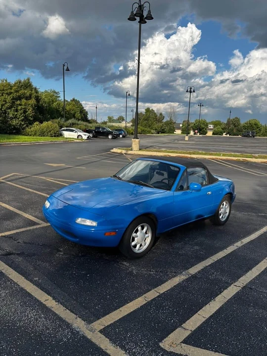 1992 Mazda NA MX-5 Miata - Image 2 of 16