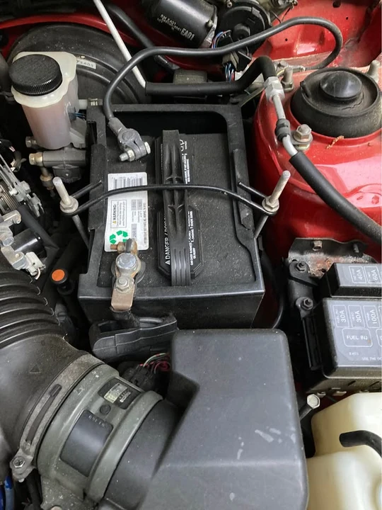 1992 Mazda MX-3 - Image 4 of 11
