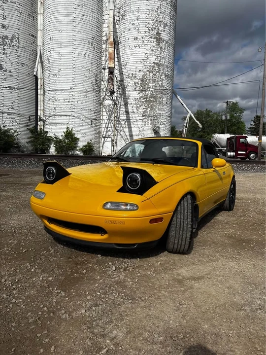 1992 Mazda NA MX-5 Miata - Image 6 of 12