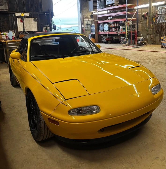 1992 Mazda NA MX-5 Miata - Image 11 of 12