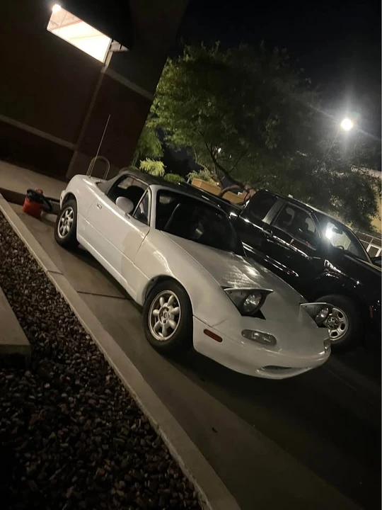 1992 Mazda NA MX-5 Miata - Image 9 of 9