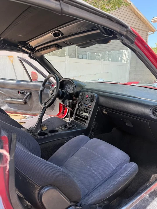 1992 Mazda NA MX-5 Miata - Image 10 of 12