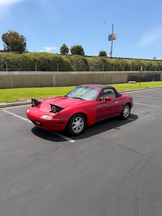 1992 Mazda NA MX-5 Miata - Image 5 of 8