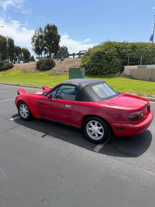 1992 Mazda NA MX-5 Miata - Image 4 of 8