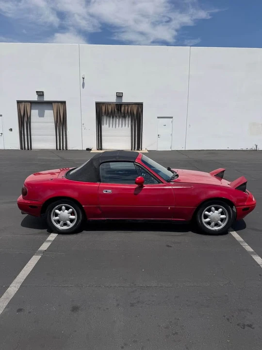 1992 Mazda NA MX-5 Miata - Image 2 of 8