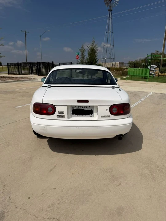 1992 Mazda NA MX-5 Miata - Image 7 of 19