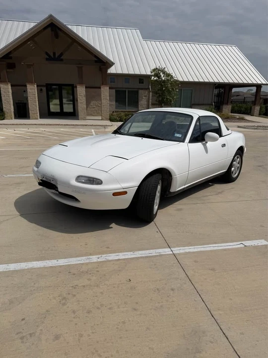 1992 Mazda NA MX-5 Miata - Image 2 of 19