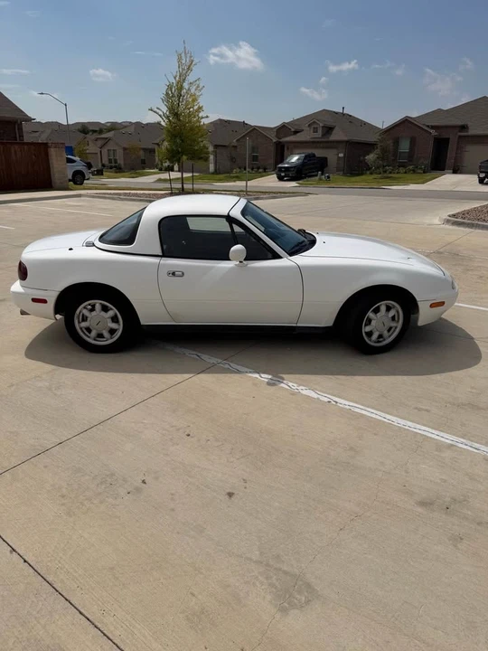 1992 Mazda NA MX-5 Miata - Image 5 of 19