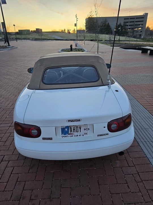 1992 Mazda NA MX-5 Miata - Image 6 of 19