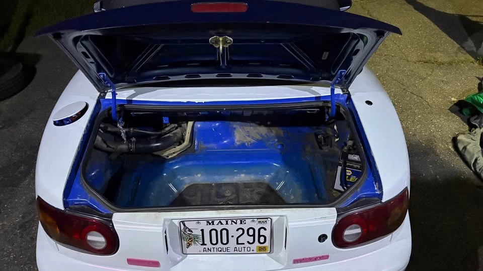 1992 Mazda NA MX-5 Miata - Image 8 of 21