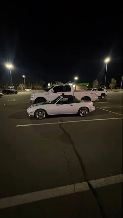 1992 Mazda NA MX-5 Miata - Image 2 of 21