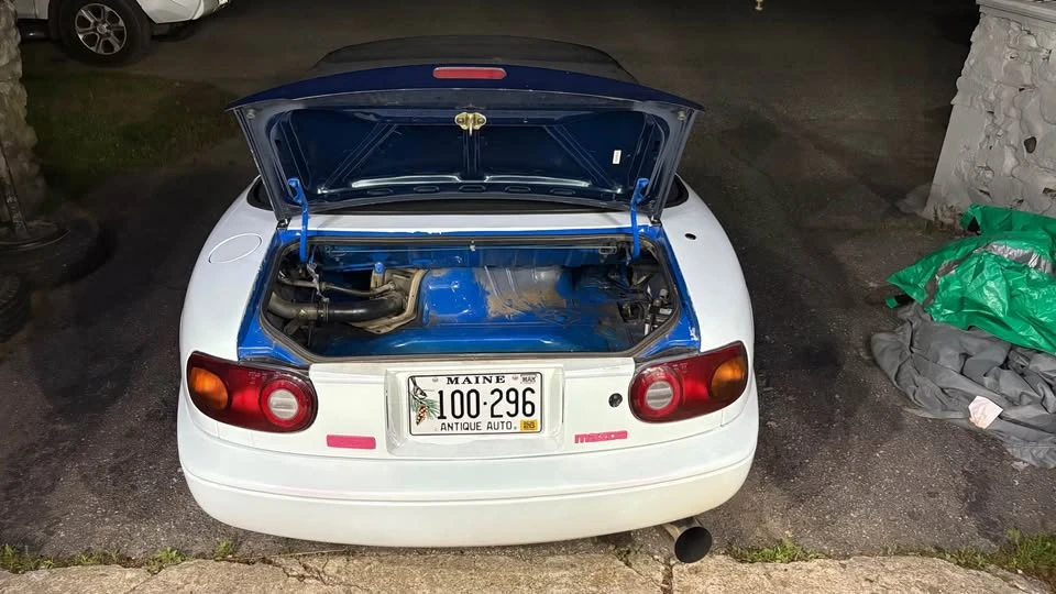 1992 Mazda NA MX-5 Miata - Image 9 of 21