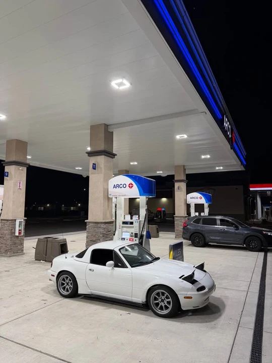 1992 Mazda NA MX-5 Miata - Image 10 of 10