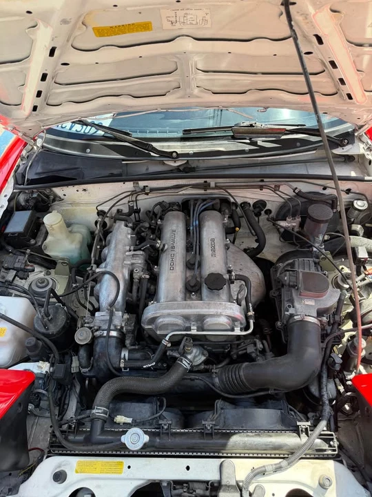 1992 Mazda NA MX-5 Miata - Image 8 of 10