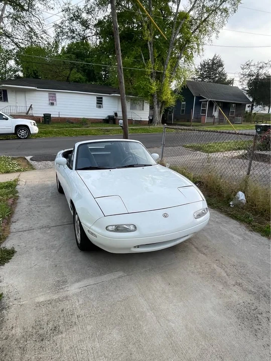 1992 Mazda NA MX-5 Miata - Image 2 of 6